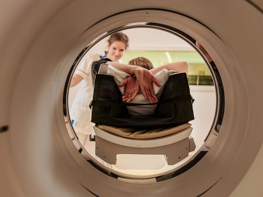 475093454 17954911595905592 4290738116732199000 N